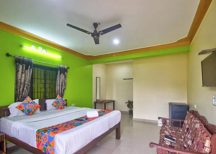 The Baga Beach 24In